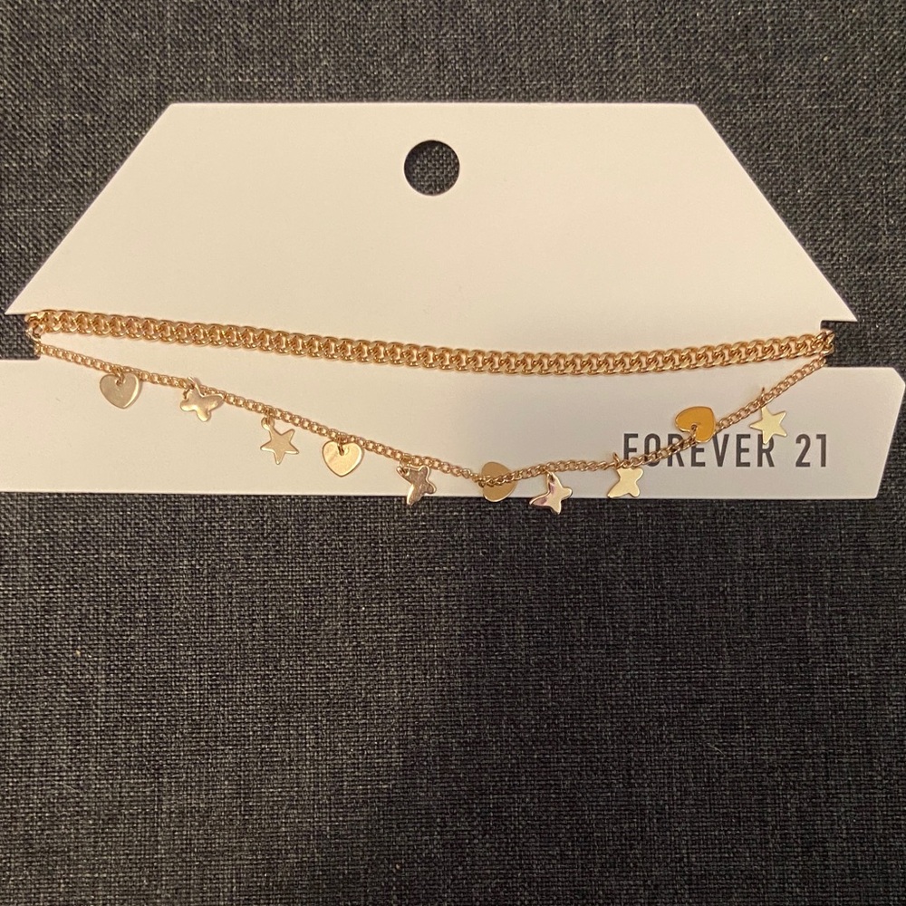 Forever 21 Gold Star and Heart Necklace